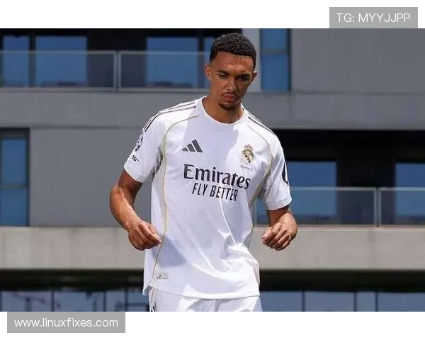 特伦特·亚历山大-阿诺德对比沃克：进攻与防守边卫之争