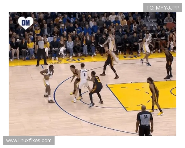 库明加利用挡拆拉开空间提升三分命中率显著优于上赛季